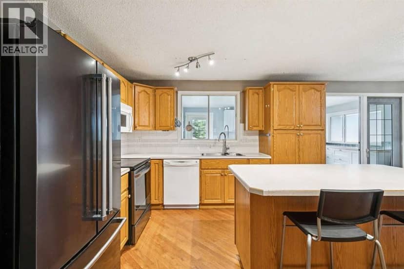 41 Brentwood Drive — photo 10 of 40