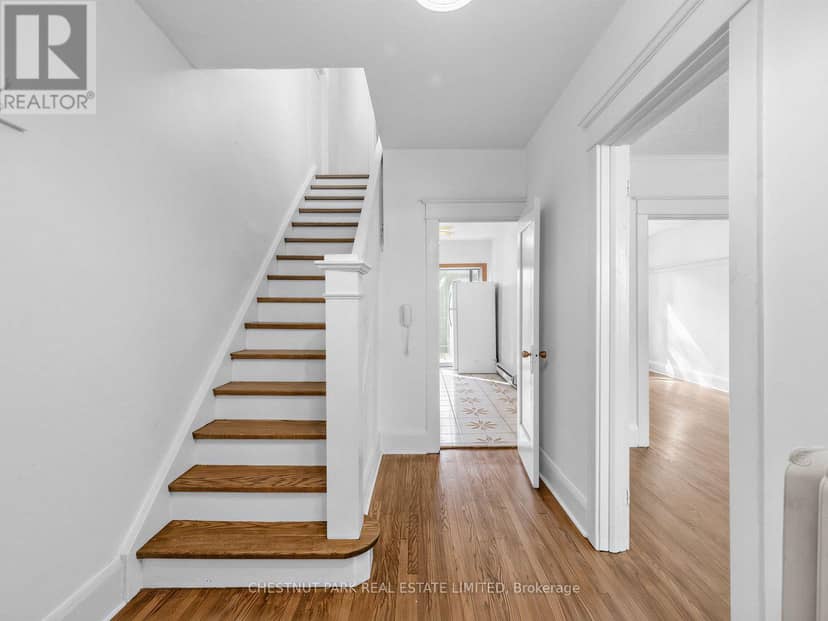122 Forman Avenue — photo 12 of 30