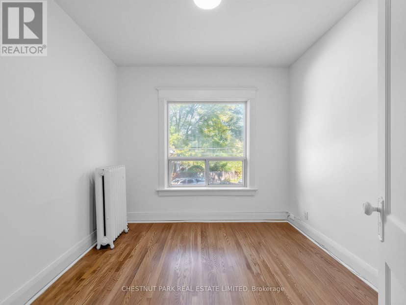 122 Forman Avenue — photo 17 of 30
