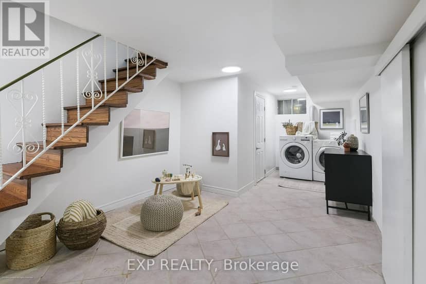 6 Louise Avenue — photo 27 of 34