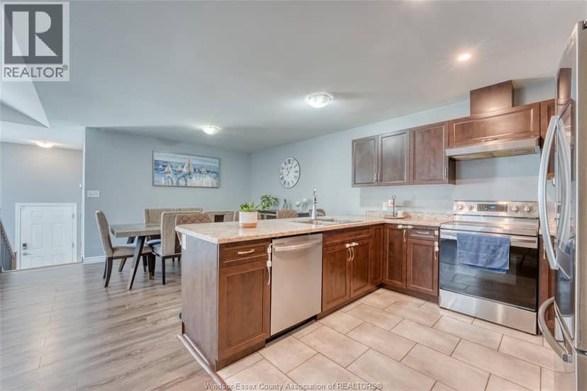 3141 Viola Crescent — photo 19 of 40