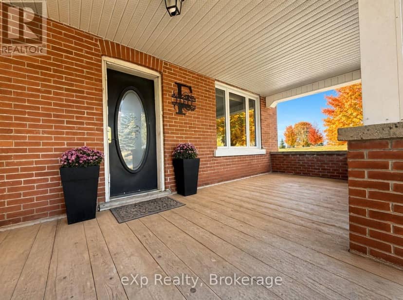 99 6 Concession, Brockton, photo 2