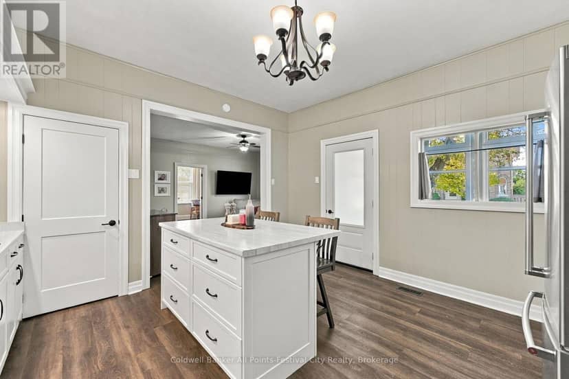 22 Albert Street S, Goderich, photo 8
