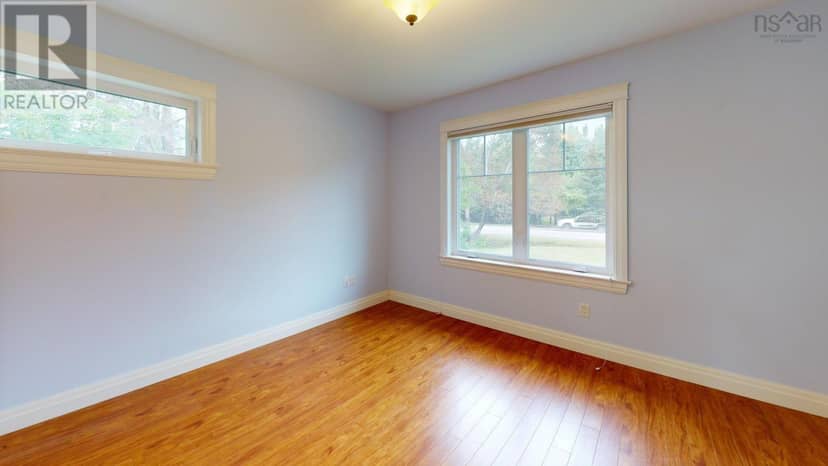 66 MAIN Street — photo 17 of 32