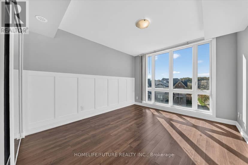 908 - 2 Blanche Lane — photo 23 of 32