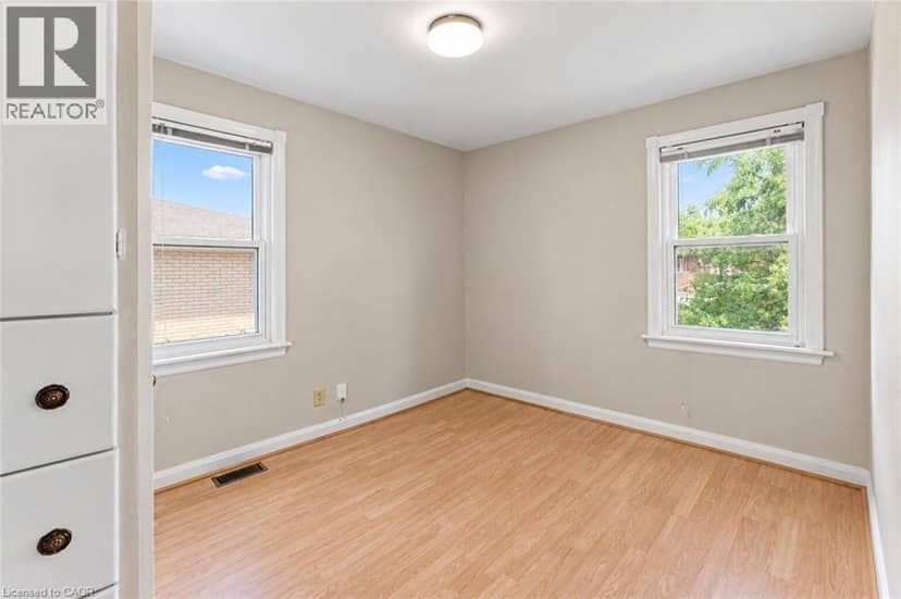 269 QUEENSDALE Avenue E — photo 21 of 40