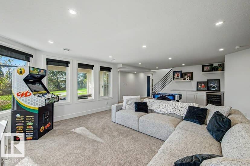 #21 54324 Bellerose Dr — photo 34 of 40