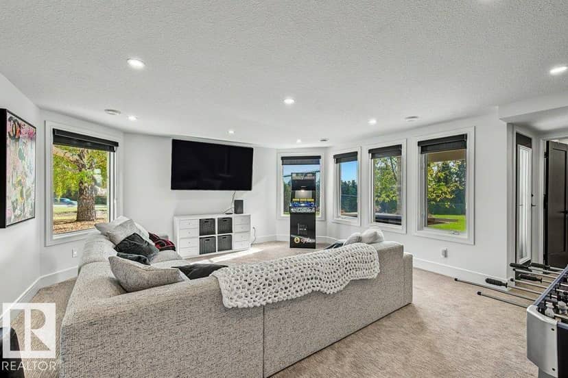 #21 54324 Bellerose Dr — photo 35 of 40