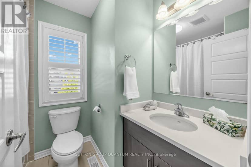 1413 Connaught Terrace — photo 32 of 36