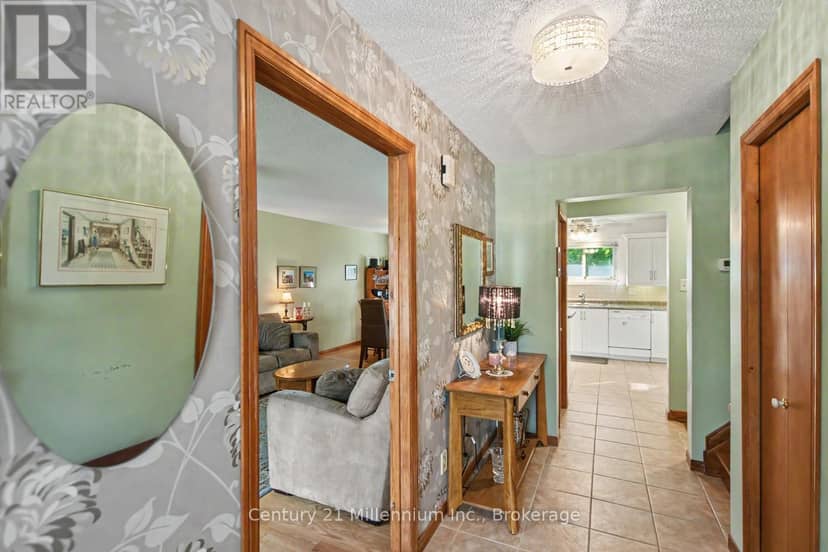 18 Dillon Drive — photo 19 of 40