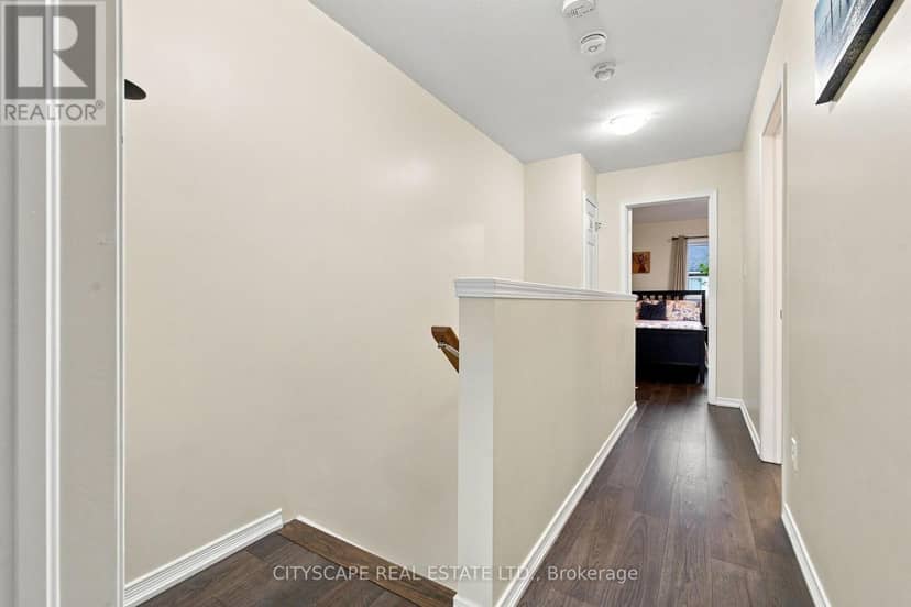 37 - 350 Dundas Street S — photo 18 of 40