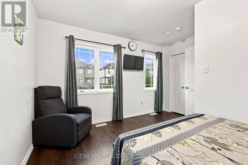 37 - 350 Dundas Street S — photo 20 of 40