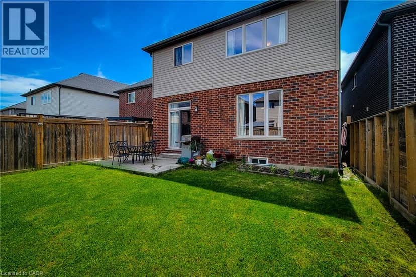 40 FAIRGROUNDS Drive, Binbrook, photo 4