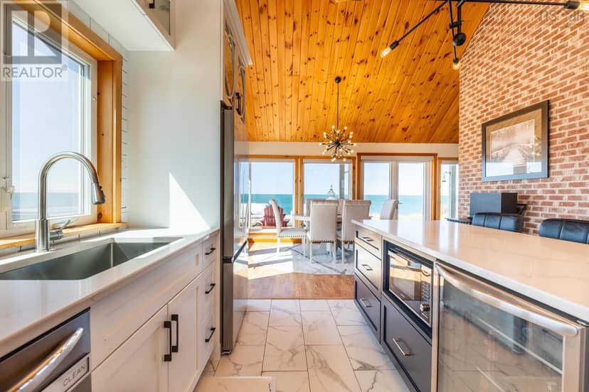 2435 Main Shore Road — photo 9 of 40