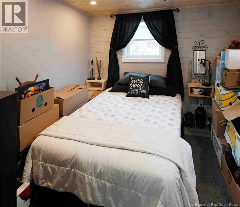 210 Peoples Road — photo 15 of 26
