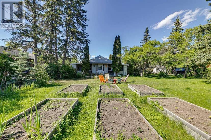 8808 48 Avenue, Calgary, photo 3