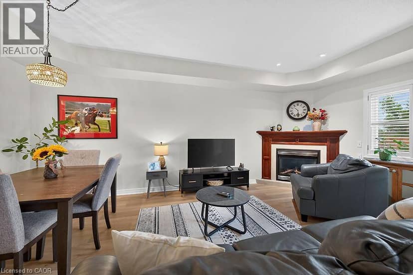 34 SOUTHBROOK Drive Unit# 43 — photo 19 of 40