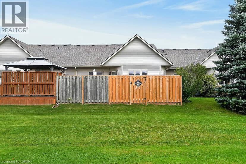 34 SOUTHBROOK Drive Unit# 43 — photo 30 of 40