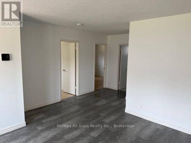 15054 Simcoe Street — photo 20 of 24