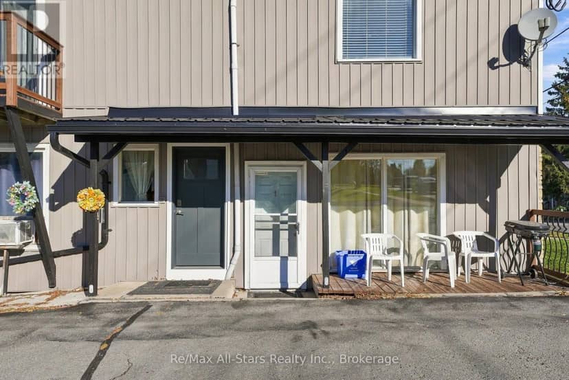 15054 Simcoe Street — photo 5 of 24
