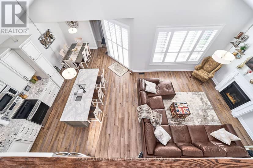 11 Drummond Street — photo 20 of 40