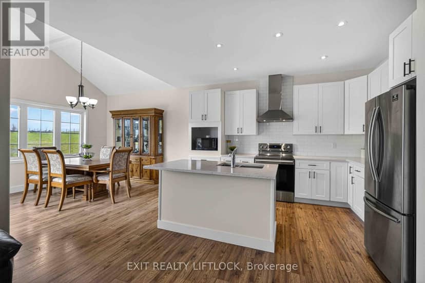 1479 Webster Road, Douro-Dummer, photo 4