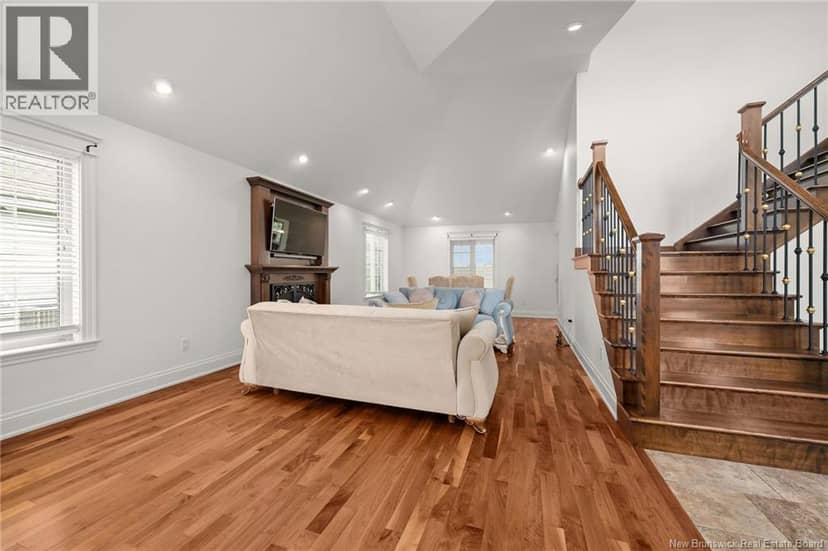 415 Grande-Vallee Court — photo 10 of 40