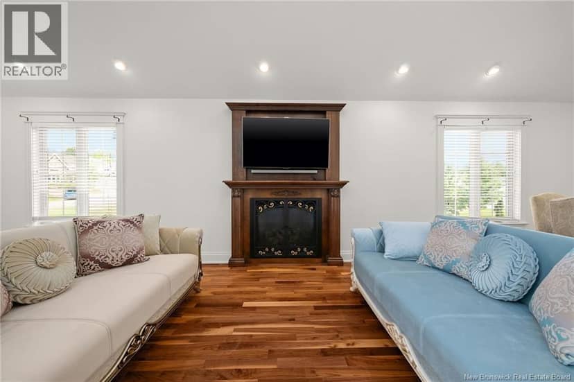 415 Grande-Vallee Court — photo 11 of 40
