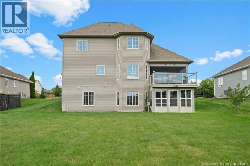 415 Grande-Vallee Court, Dieppe, photo 3