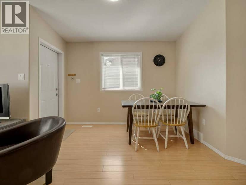 20 Mt Sundance Road W — photo 11 of 40