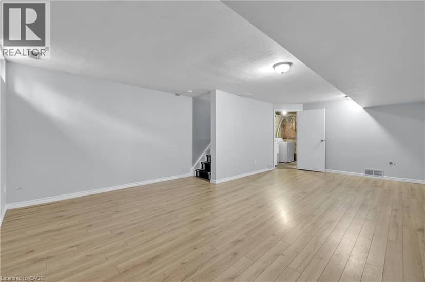 1135 NELLIS Street Unit# 2, Woodstock, photo 6