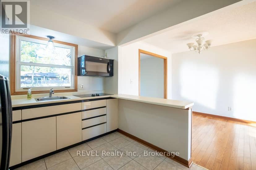 783 Daytona Drive — photo 14 of 40