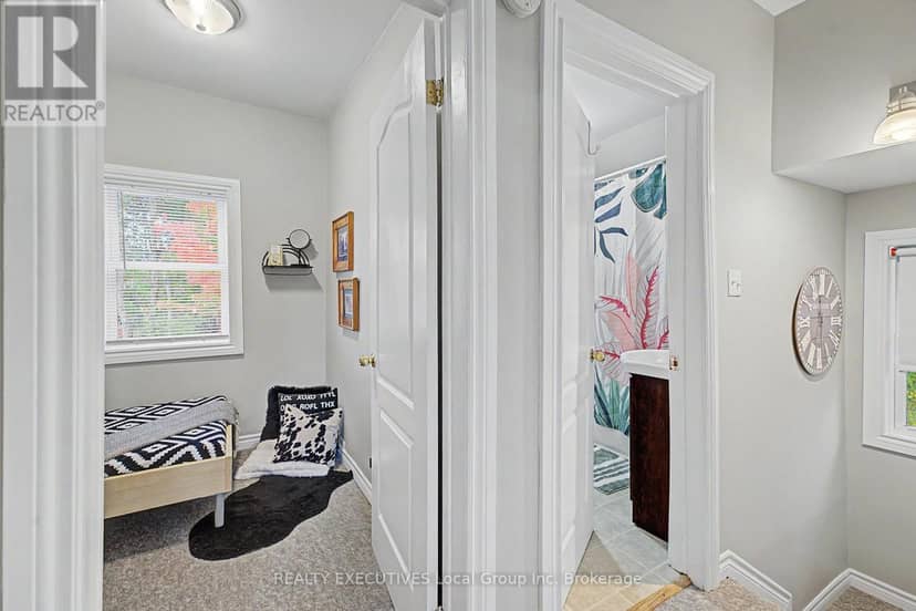 1230 Cassells Street — photo 19 of 39
