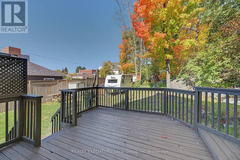 1230 Cassells Street — photo 31 of 39