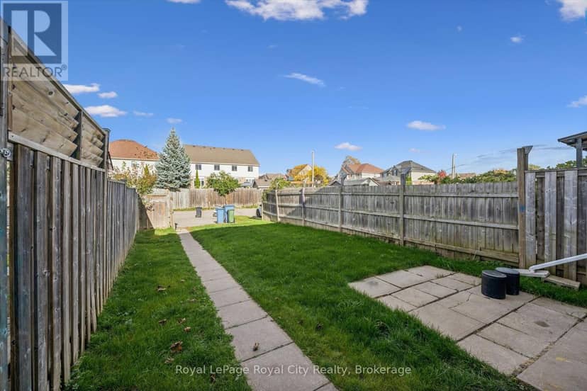 541 Victoria Road N — photo 36 of 40