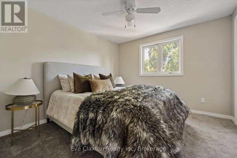 25 Amalia Crescent — photo 29 of 40