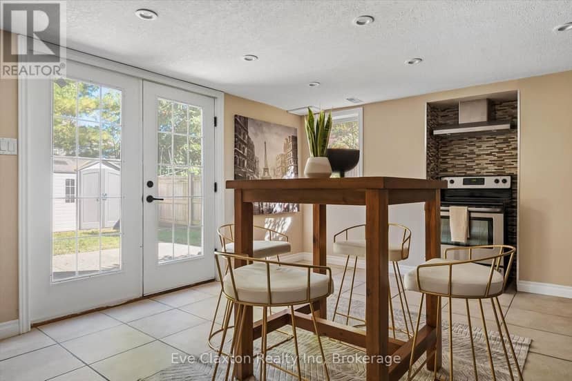 25 Amalia Crescent — photo 35 of 40