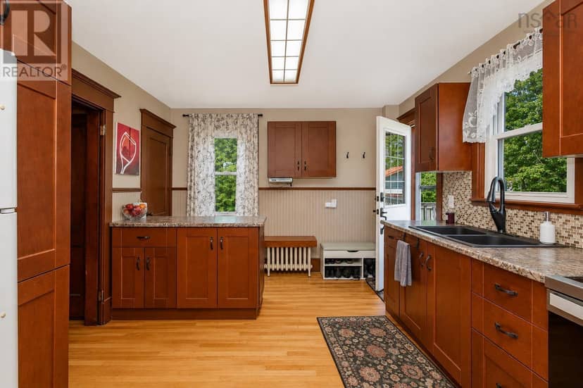 269 Union Street — photo 13 of 36