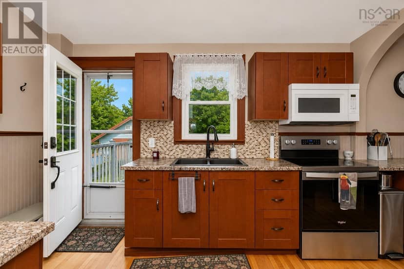 269 Union Street — photo 14 of 36