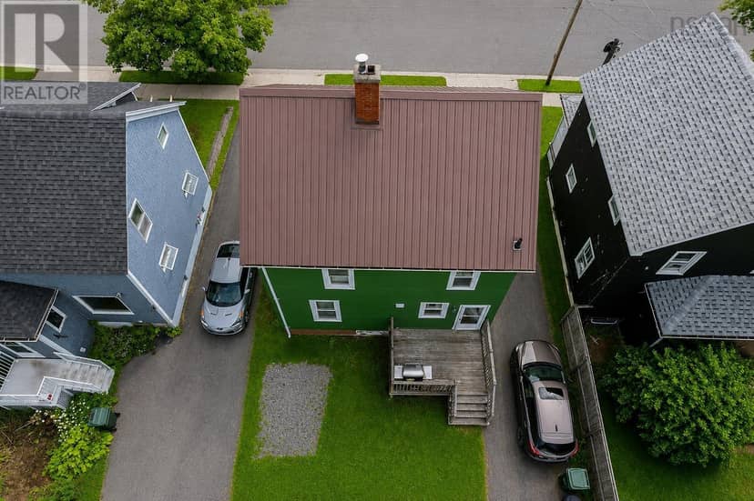 269 Union Street — photo 7 of 36