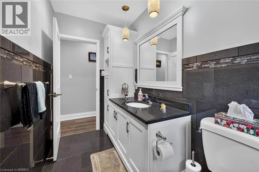 41 KENSINGTON Avenue — photo 24 of 40