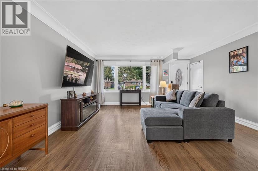 41 KENSINGTON Avenue — photo 9 of 40