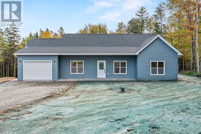 79 Pinewood Drive, East Hants, photo 2