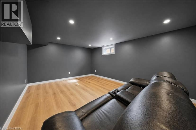 25 CEDARLAND Drive — photo 31 of 40