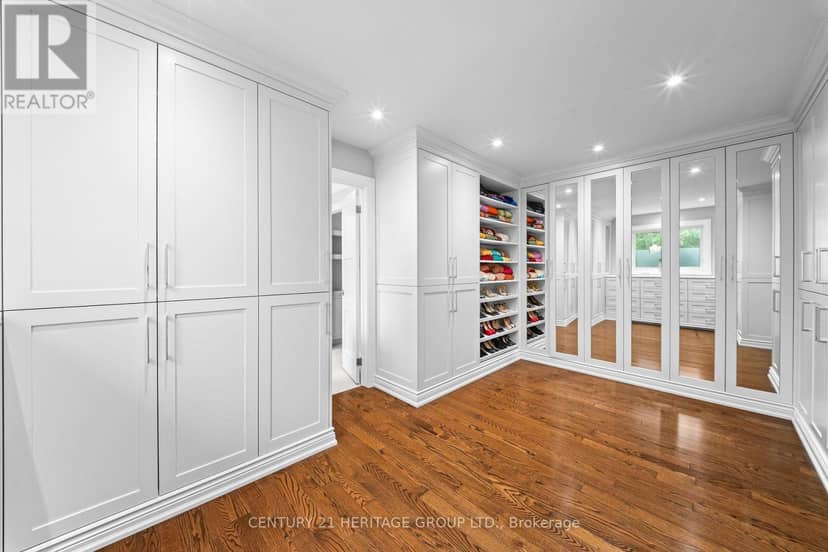 48 Carlyle Crescent — photo 29 of 40