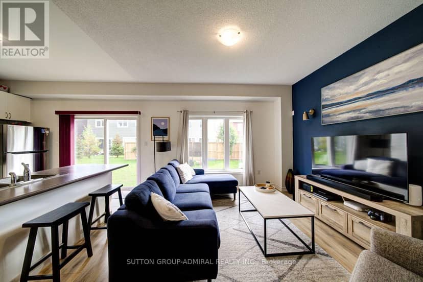 8 Catamaran Drive — photo 13 of 40