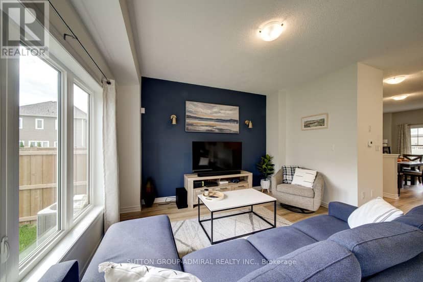 8 Catamaran Drive — photo 14 of 40