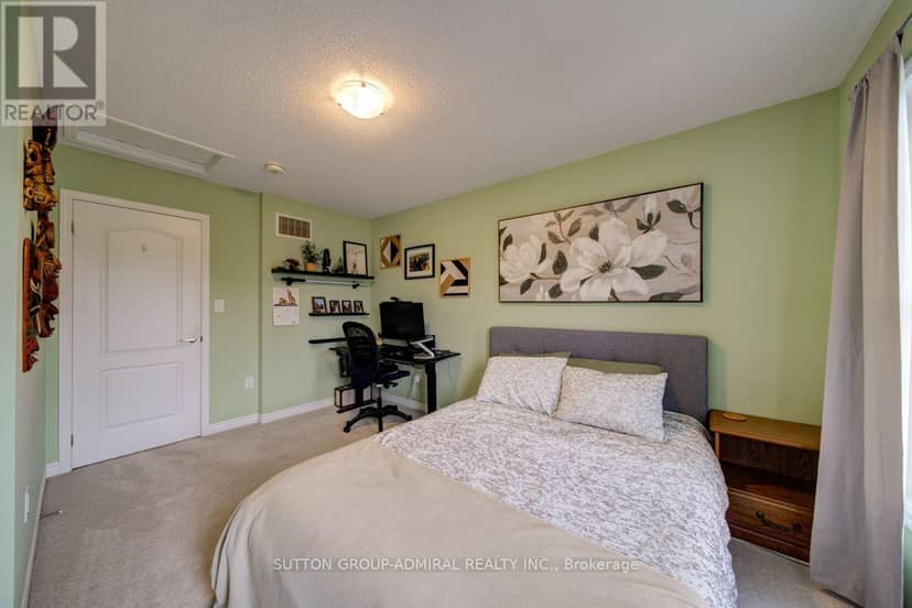 8 Catamaran Drive — photo 34 of 40