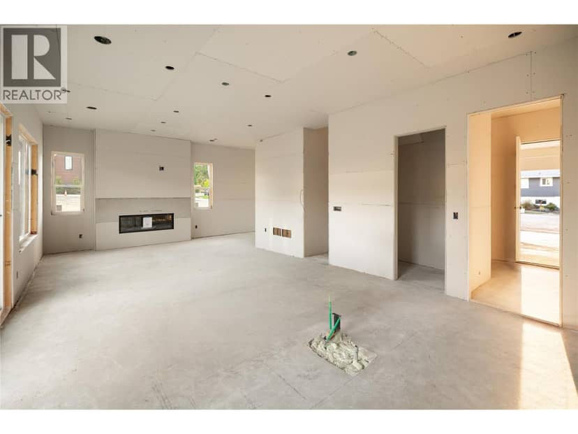 4609 Fordham Road, Kelowna, photo 3