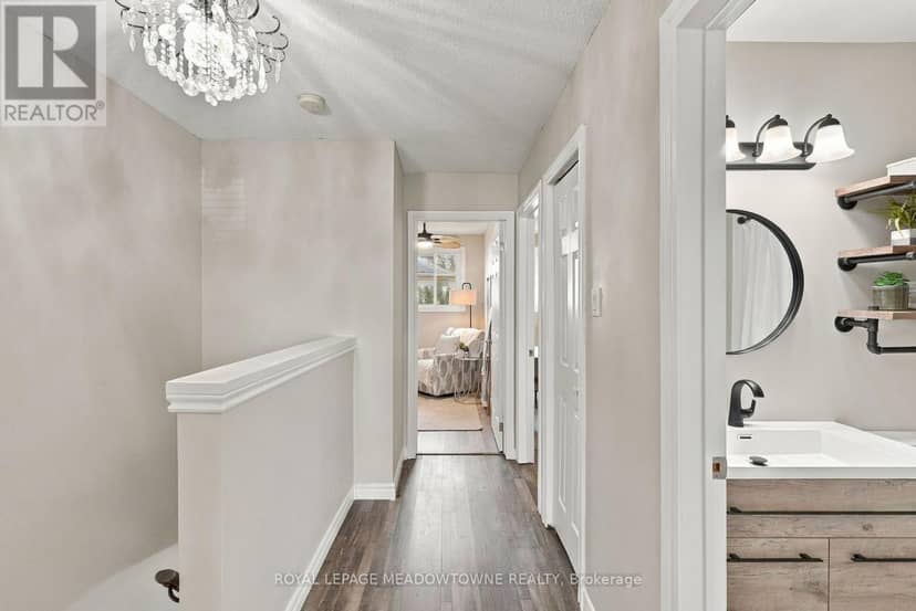 36 - 1115 Nellis Street — photo 20 of 40